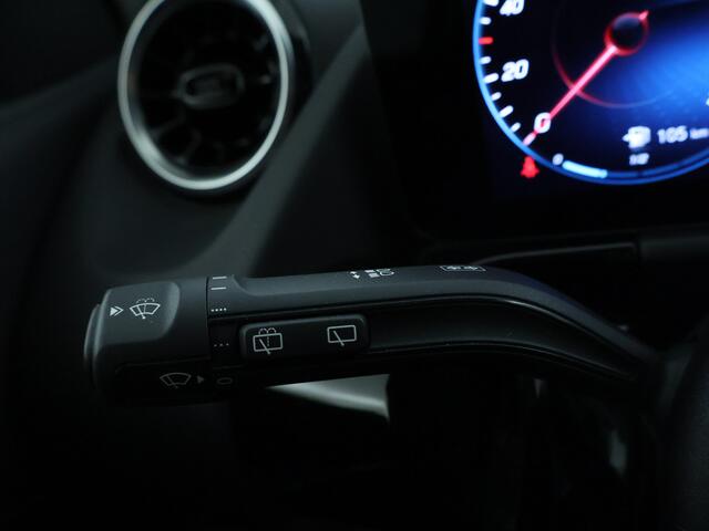 Mercedes-Benz GLA-KLASSE 250 e Plug-In Hybride | Trekhaak | Distronic | Achteruitrijcamera | Keyless go | Ledkoplampen. Inclusief 24 maanden MB Certified garantie voor Europa.