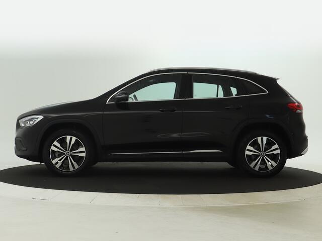 Mercedes-Benz GLA-KLASSE 250 e Progressive | Distronic | Parkeerpakket met Camera | Stoelverwarming | Apple CarPlay | Inclusief 24 maanden MB Certified garantie voor Europa.