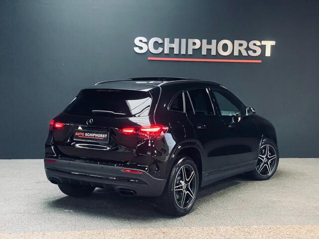 Mercedes-Benz GLA-KLASSE 250e Hybride AMG/Panorama/camera/new model/nightpakketpakket 19
