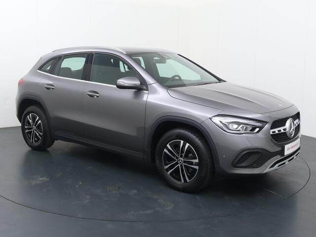 Mercedes-Benz GLA-KLASSE 180 Business Line
