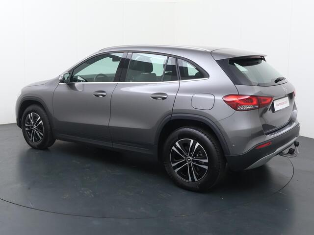 Mercedes-Benz GLA-KLASSE 180 Business Line