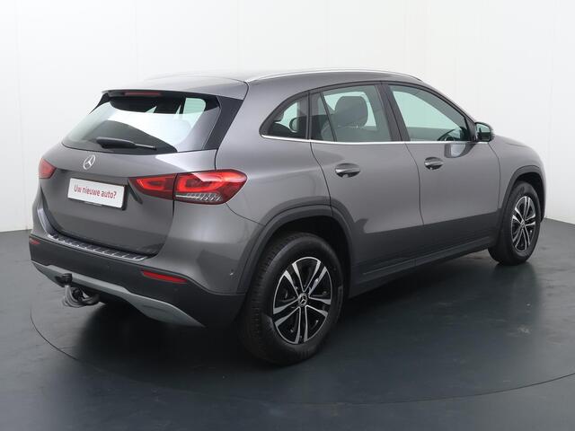 Mercedes-Benz GLA-KLASSE 180 Business Line