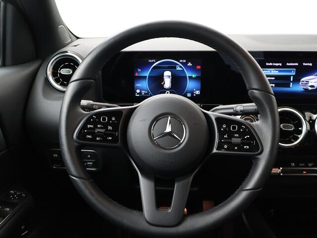 Mercedes-Benz GLA-KLASSE 180 Business Line