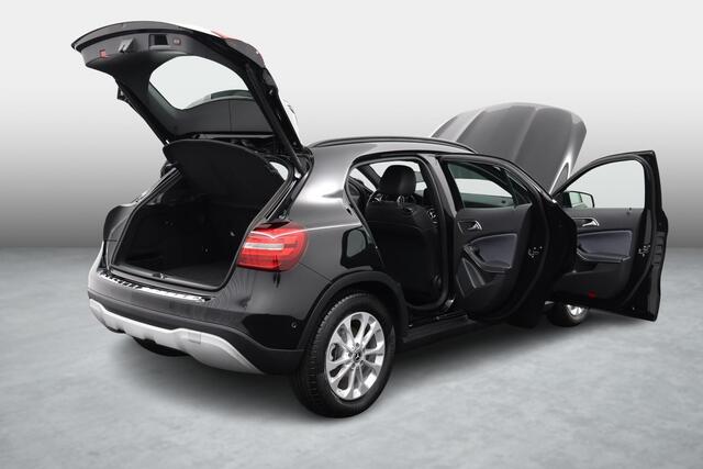 Mercedes-Benz GLA-KLASSE 180 | Sportstoelen | Navigatie