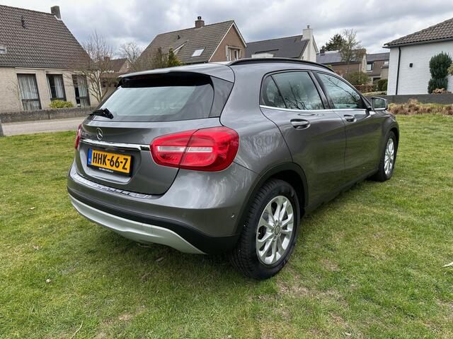 Mercedes-Benz GLA-KLASSE 180 Ambition *NAVI*TREKHAAK*CRUISE-CONTROL*CAMERA*AIRCO*ACHTERKLEP Elektrische**