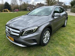 mercedes-benz-gla-klasse-180-ambiti