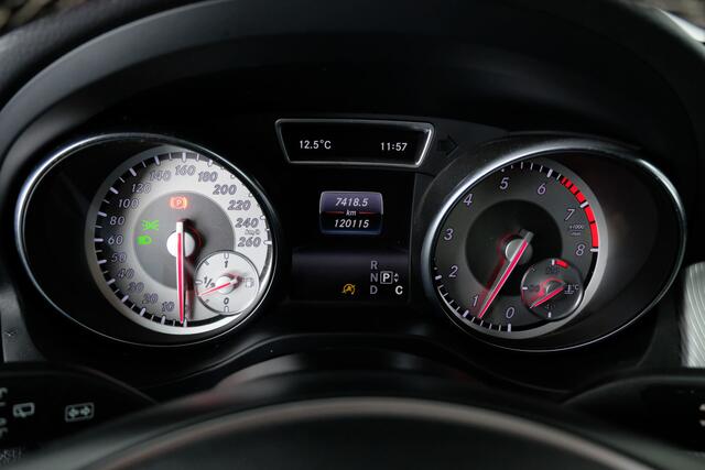 Mercedes-Benz GLA-KLASSE 200 Ambition | AFN. TREKHAAK | STOELVERW. |