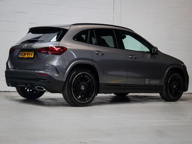 Mercedes-Benz GLA-KLASSE 180 Star Edition AMG Line Panorama dak