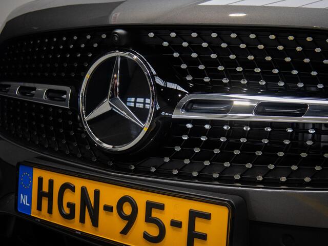 Mercedes-Benz GLA-KLASSE 180 Star Edition AMG Line Panorama dak