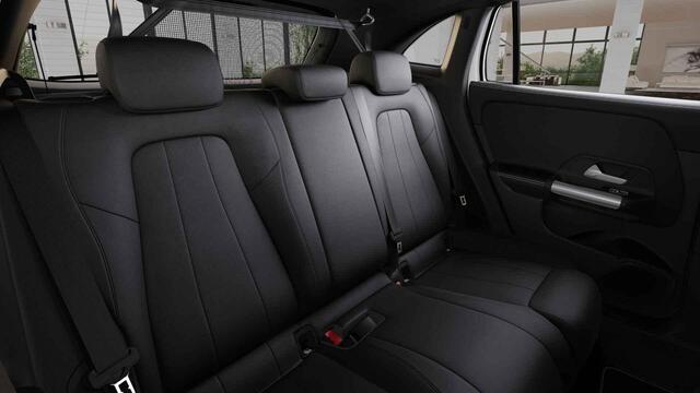 Mercedes-Benz GLA-KLASSE 250 e Luxury Line | Night pakket | Trekhaak | Winter pakket |