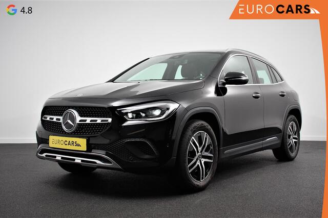 Mercedes-Benz GLA-KLASSE 200 163pk Automaat Progressive Premium Panorama dak Navigatie Camera Stoelverwarming Electrisch bedienbare achterklep Led