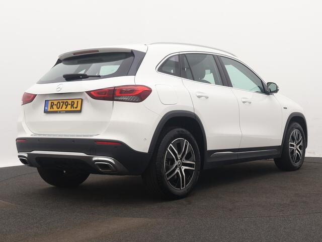 Mercedes-Benz GLA-KLASSE 250 e Progressive | Lichtmetalen velgen | Navigatie | Parking support | Camera achter | Inclusief 24 maanden MB Certified garantie voor Europa.