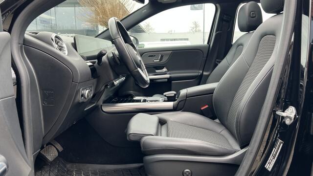 Mercedes-Benz GLA-KLASSE 250 e Luxury Line | Sfeer | Navi | Camera