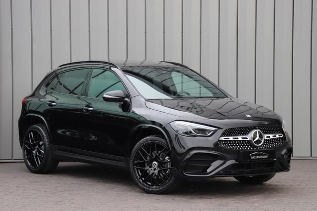 Mercedes-Benz GLA-KLASSE 250e AMG Aut8 | 218PK | Panoramadak | Multibeam | Sfeerverlichting | Keyles-go | ACC | Stuurwielverw. | Carbon |