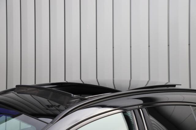 Mercedes-Benz GLA-KLASSE 250e AMG Aut8 | 218PK | Panoramadak | Multibeam | Sfeerverlichting | Keyles-go | ACC | Stuurwielverw. | Carbon |