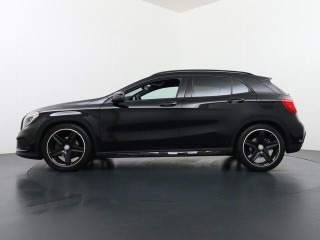 Mercedes-Benz GLA-KLASSE 180 AMG Night Edition Plus
