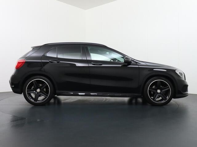Mercedes-Benz GLA-KLASSE 180 AMG Night Edition Plus