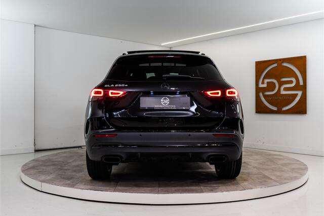 Mercedes-Benz GLA-KLASSE 250 e AMG Line 218PK | Pano | Sfeer | Trekhaak | AR | Carplay | 12 MND Garantie