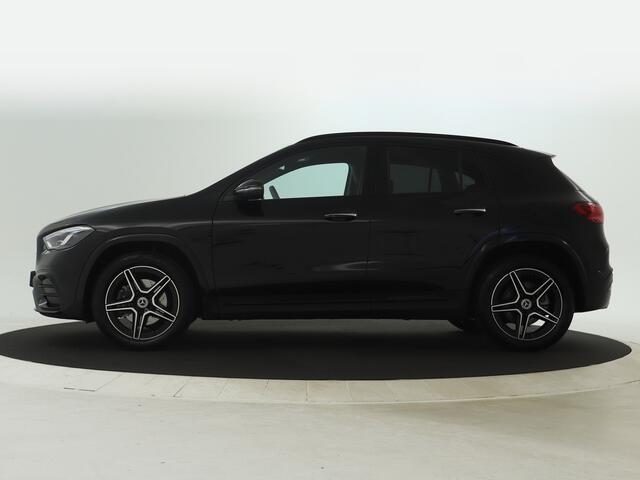 Mercedes-Benz GLA-KLASSE 250 e AMG Face Lift Plug-In Hybride | Elektrisch bedienbare achterklep | Verwarmde voorstoelen | Inclusief 24 maanden MB Certified garantie voor Europa.
