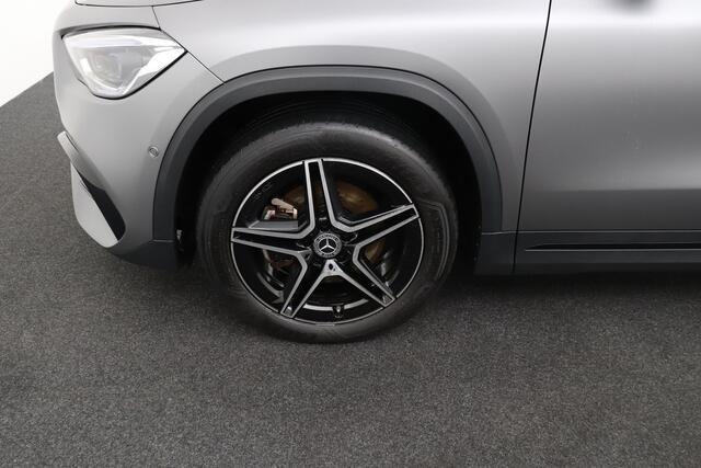 Mercedes-Benz GLA-KLASSE 250 e AMG Limited Pano-Dak Memory Camera Trekhaak