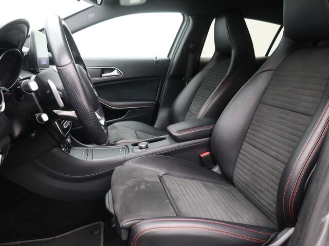 Mercedes-Benz GLA-KLASSE 180 Automaat Business Solution AMG | CAMERA | STOELVERW.