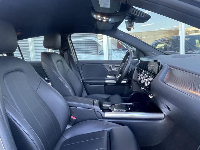 Mercedes-Benz GLA-KLASSE 250 e Luxury | Trekhaak | Memory Stoelen