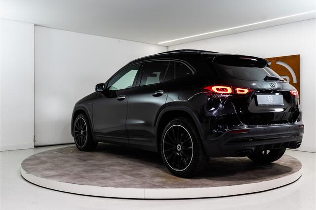 Mercedes-Benz GLA-KLASSE 250 e AMG 218PK | Pano | Burmester | Sfeer | Keyless | Carbon | VOL! 12 MND Garantie