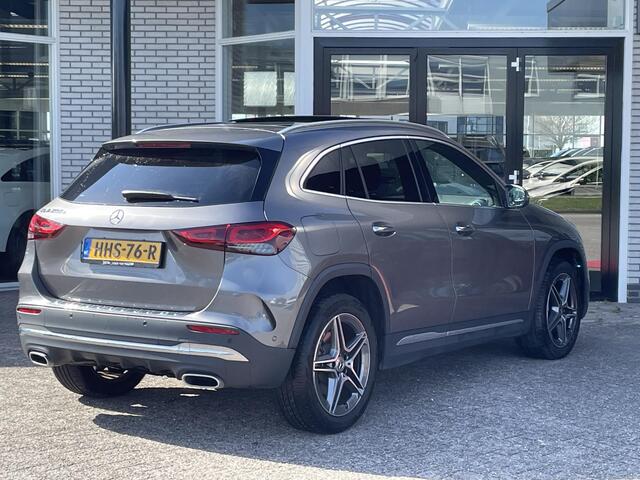 Mercedes-Benz GLA-KLASSE 250 e AMG | Panoramadak