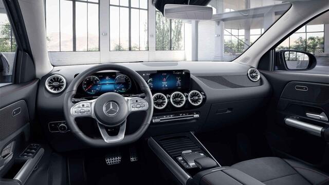 Mercedes-Benz GLA-KLASSE 250 e AMG Line | Panoramadak | AMG | Multibeam | 360 camera |