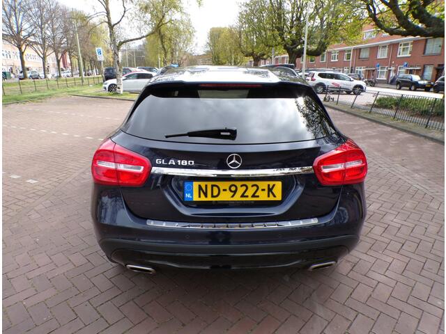 Mercedes-Benz GLA-KLASSE 180 Ambition NL AUTO NAP/PANORAMADAK.....
