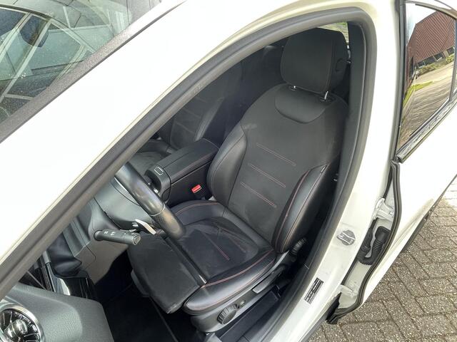 Mercedes-Benz GLA-KLASSE 200 AMG Line | Nightpakket |