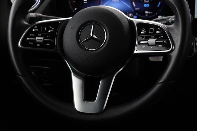 Mercedes-Benz GLA-KLASSE 250e Business Solution Luxury Limited | Panoramadak | Adaptive cruise | Trekhaak | Leder | Stoelverwarming | Matrix LED | Memory | Camera | Navigatie | Park Assist | Sfeerverlichting