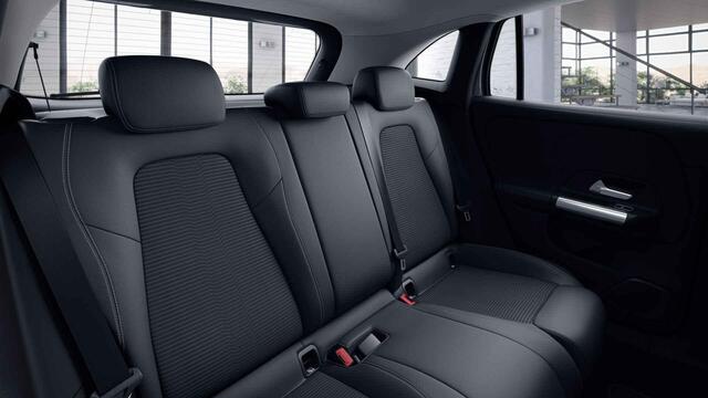 Mercedes-Benz GLA-KLASSE 250 e Luxury Line | Apple carplay | Widescreen cockpit |