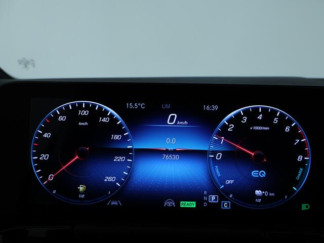 Mercedes-Benz GLA-KLASSE 250 e AMG Plug-In Hybride | AMG Line | Night Pakket | Distronic | Dodehoek Assist | Led koplampen | Sfeerverlichting | Inclusief 24 maanden MB Certified garantie voor Europa.