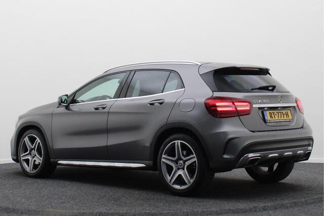 Mercedes-Benz GLA-KLASSE 180 Business Solution AMG Automaat