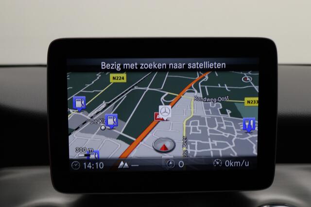 Mercedes-Benz GLA-KLASSE 180 Business Solution AMG Automaat