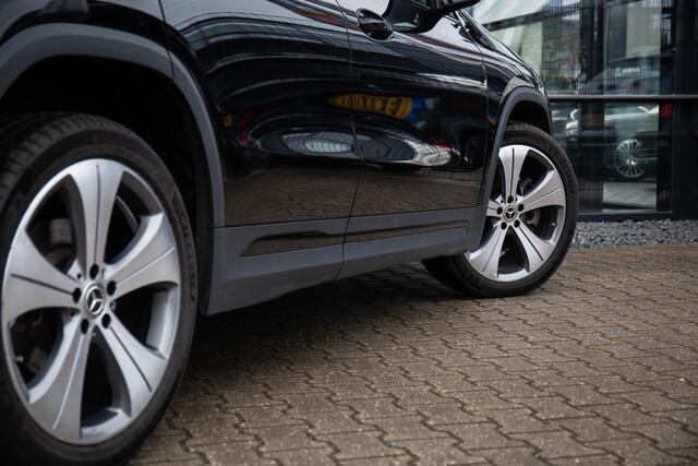 Mercedes-Benz GLA-KLASSE 250 e AMG Line , Pano dak, Sfeerverlichting, Virtual cockpit,