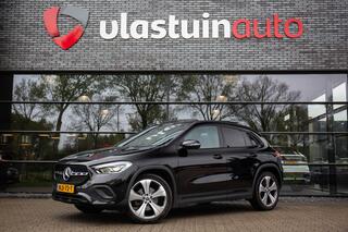 mercedes-benz-gla-klasse-250-e-amg-