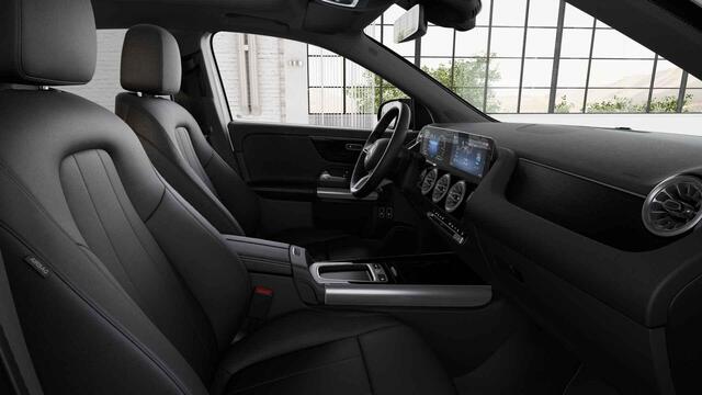 Mercedes-Benz GLA-KLASSE 250 e Luxury Line | Panoramadak | Trekhaak | Night pakket | Apple carplay |