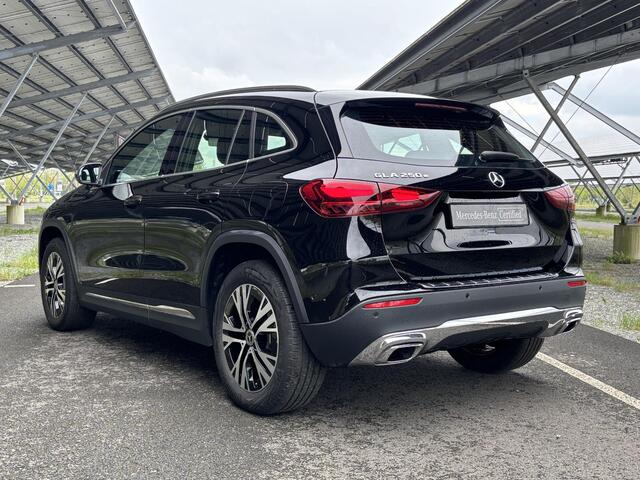 Mercedes-Benz GLA-KLASSE 250 e Luxury Line | Winter pakket | Achteruitrijcamera| Apple carplay | Widescreen |
