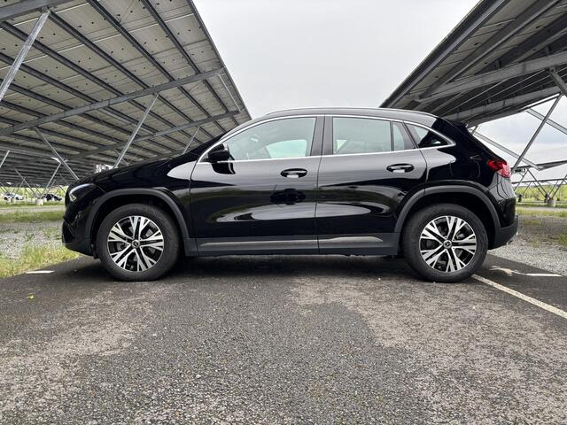 Mercedes-Benz GLA-KLASSE 250 e Luxury Line | Winter pakket | Achteruitrijcamera| Apple carplay | Widescreen |