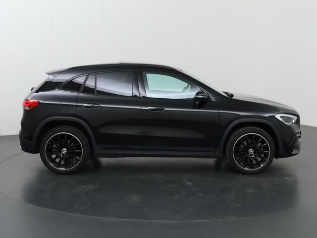 Mercedes-Benz GLA-KLASSE 250 e AMG Line | Panoramadak | Night | Memory | Multibeam | Rijassistentiepakket | 360 graden camera |