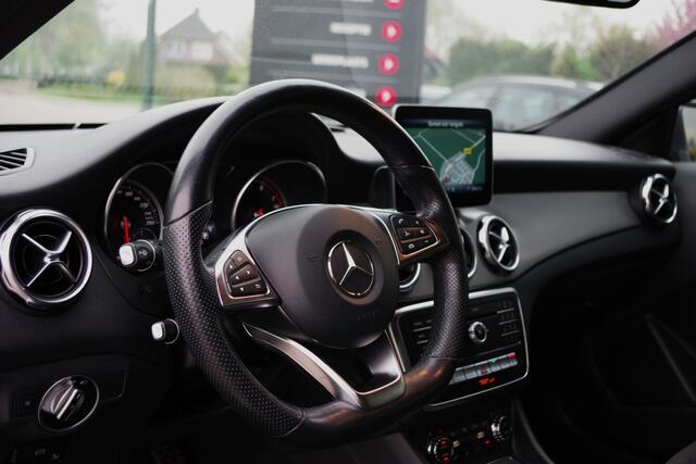 Mercedes-Benz GLA-KLASSE 180 AMG Line 123 PK Automaat BNS Solution, Sportstoelen, Camera, LED Koplampen