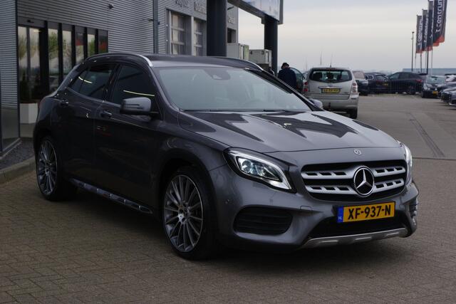Mercedes-Benz GLA-KLASSE 180 AMG Line 123 PK Automaat BNS Solution, Sportstoelen, Camera, LED Koplampen