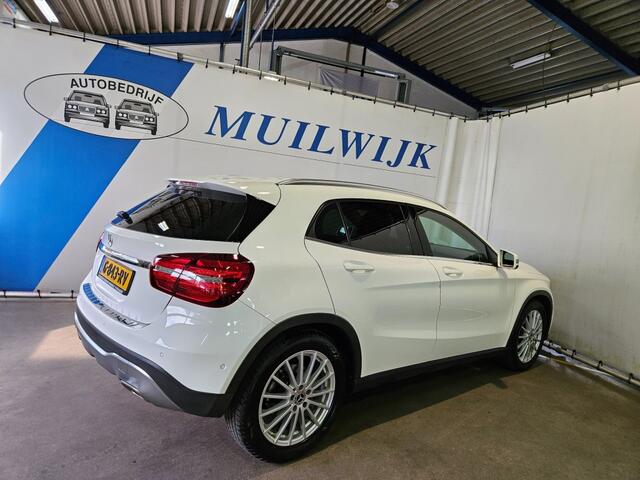 Mercedes-Benz GLA-KLASSE GLA Klasse 180 Sport Edition Premium Plus