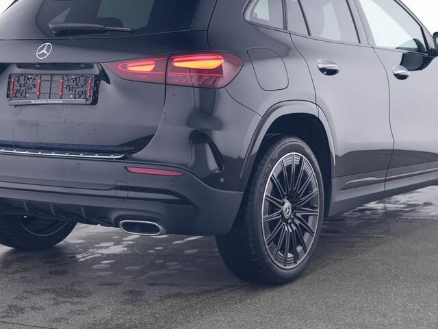 Mercedes-Benz GLA-KLASSE 250 e AMG Face Lift Plug-In Hybride AMG Line Premium Plus | Panorama Schuif-Kanteldak | Night Pakket | Distronic | Stuur en Stoelverwarming | Inclusief 24 maanden MB Certified garantie voor Europa.