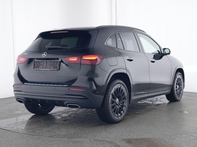 Mercedes-Benz GLA-KLASSE 250 e AMG Face Lift Plug-In Hybride Jesse B Heeft er een klant voor.| AMG Line | Night Pakket | Panorama Schuif-Kanteldak | Distronic | Dodehoek Assist | Multi Beam Led koplampen | Inclusief 24 maanden MB Certified garantie voor Europa.