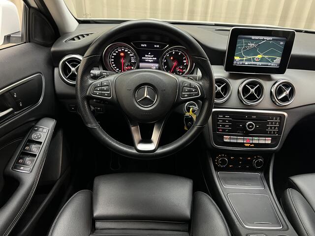 Mercedes-Benz GLA-KLASSE 180 Business Solution *CarPlay* Leder/Sport, Camera, Privacy Glass, PDC V+A, Stoelverwarming