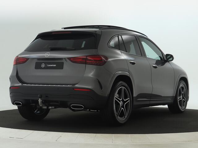 Mercedes-Benz GLA-KLASSE 180 Business Solution AMG | Trekhaak | Nightpakket | Parkeerpakket met achteruitrijcamera | EASY PACK achterklep | GUARD 360 ° Vehicle protection Plus | Keyless-Go comfortpakket | USB-pakket plus |