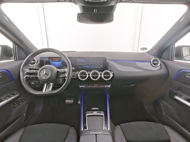 Mercedes-Benz GLA-KLASSE 250 e AMG Face Lift Plug-In Hybride | AMG Line Premium Plus | Night Pakket | Panorama Schuif-Kanteldak | Memory Pakket voorstoelen | Inclusief 24 maanden MB Certified garantie voor Europa.
